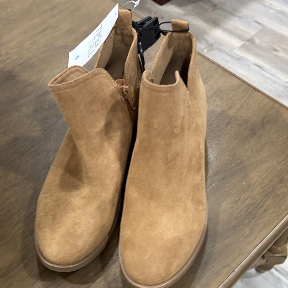 Brand New Ankle Boots size 9